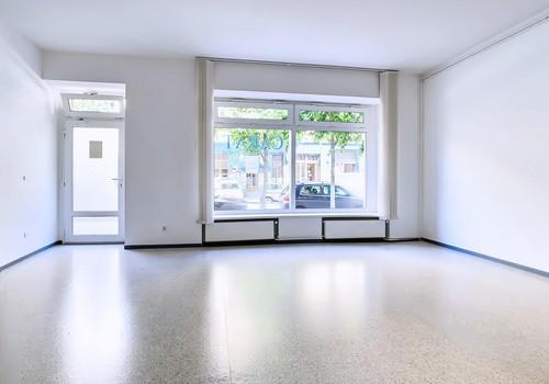 Unterteilbarer, großer Raum