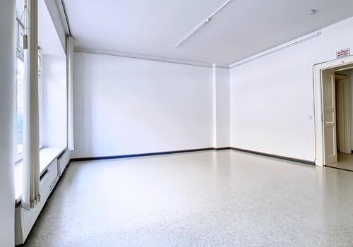 Wohnraum/Verkaufsfläche