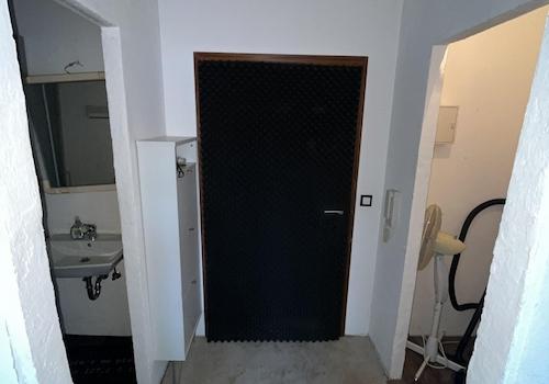 Flur Innen / Hallway Inside