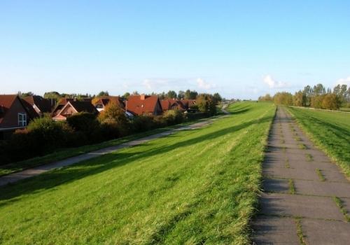 Auf kurzem Weg zum Deich!