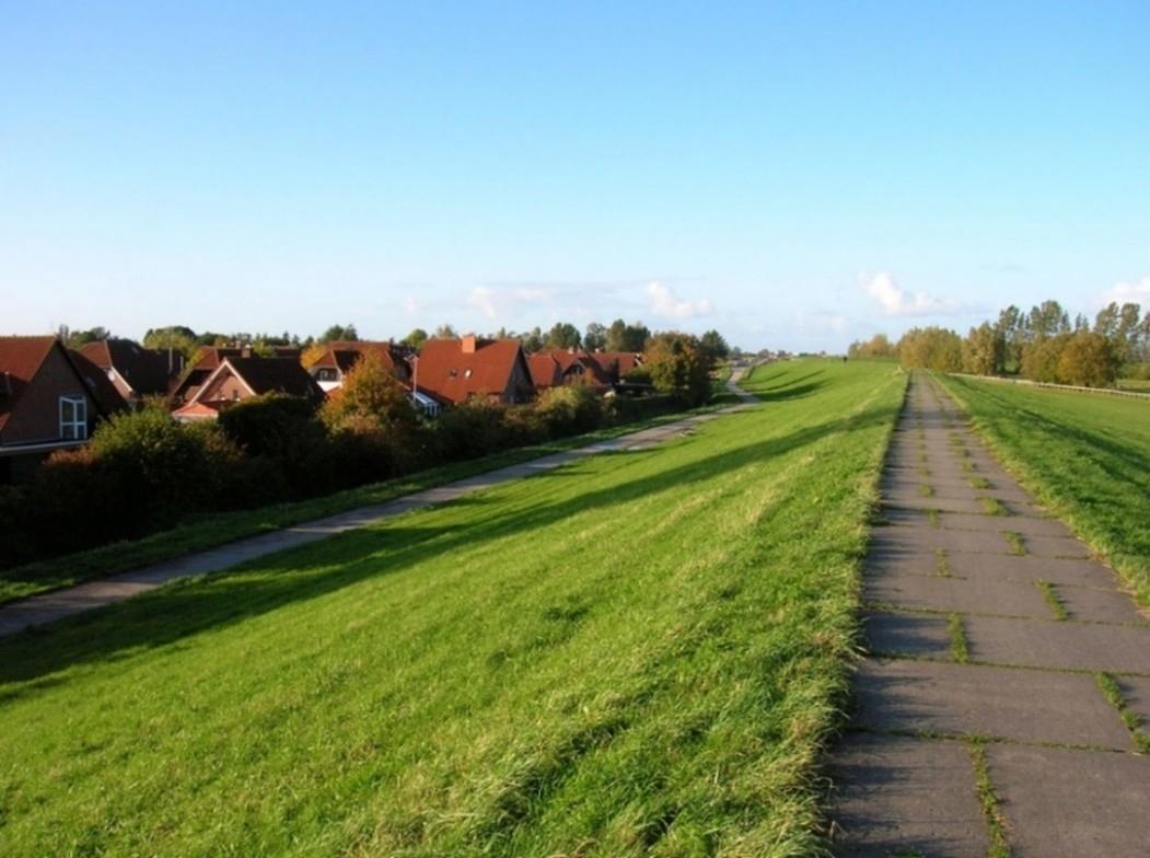 Auf kurzem Weg zum Deich!