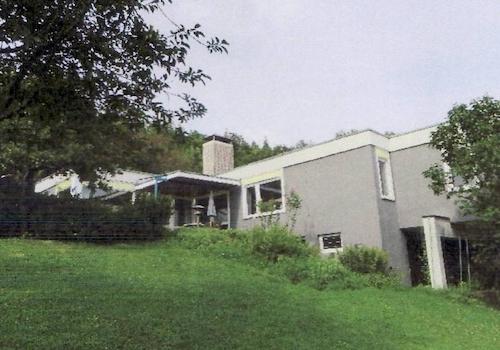 Blick vom Garten aufs Haus