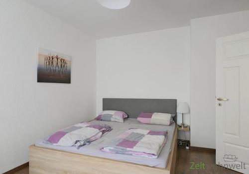 Blick ins Schlafzimmer