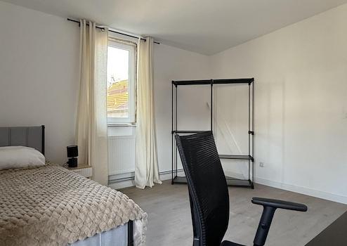 Property thumbnail 11