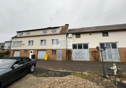 IMG_0385 Haus 1 mit Halle unten