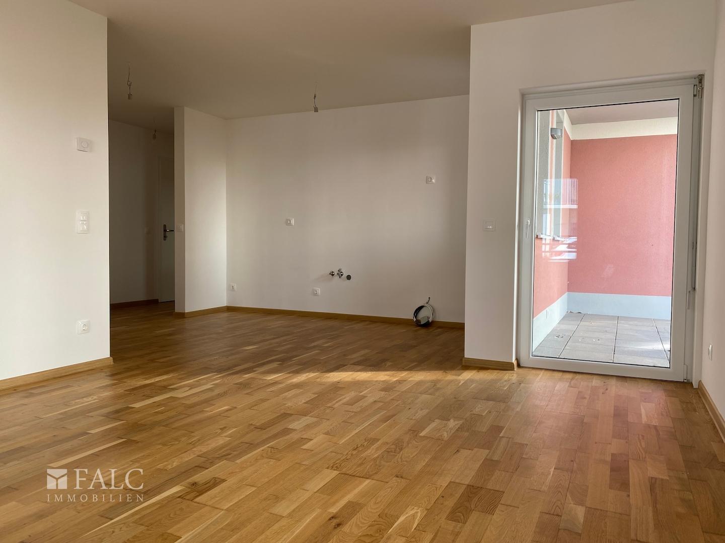 Wohnzimmer mit Küche