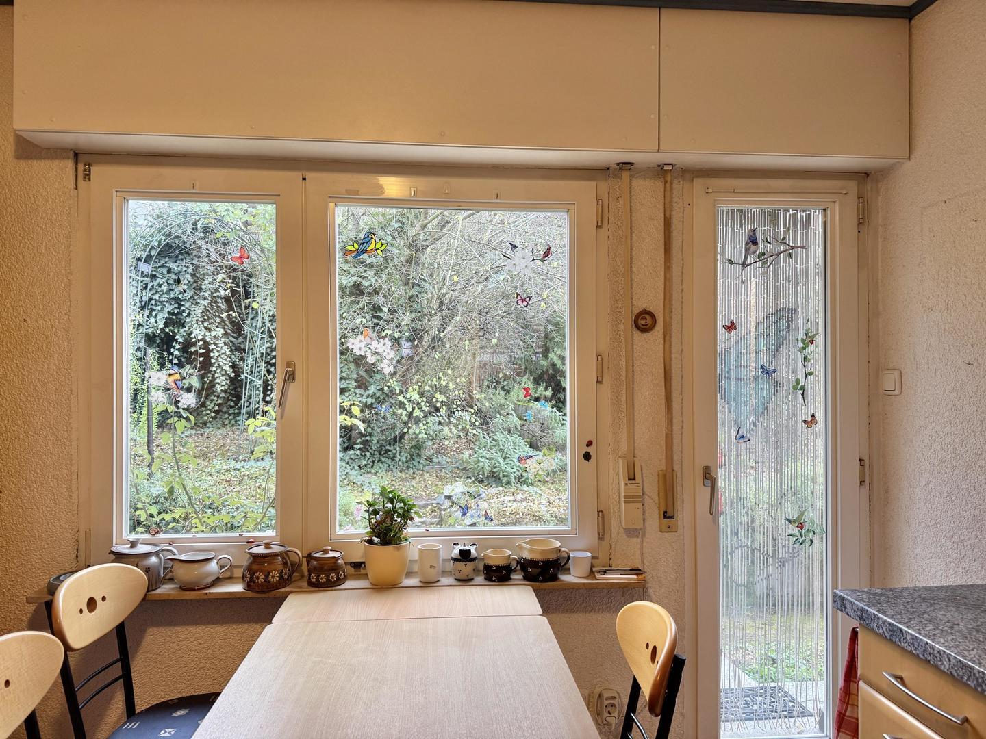 Essbereich mit Ausgang auf die Terrasse