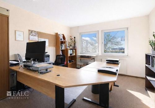 Arbeitszimmer