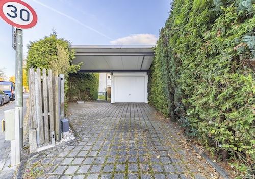 Dopplelgarage und Carpott