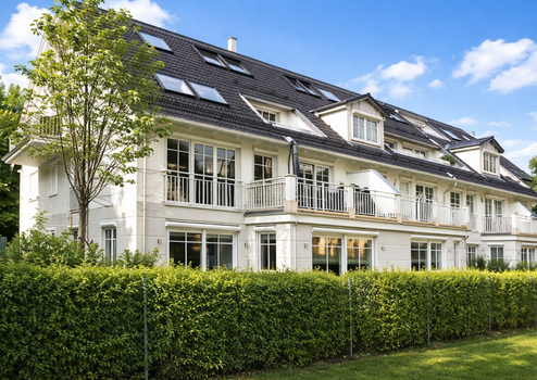 Haus-im-Haus in Stadtvilla: 102,3 m² Gartenwohnung mit Südterrasse, Privatgarten, Energie A, TG