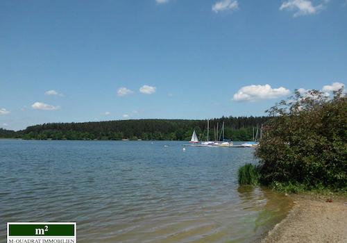 Brucher   See