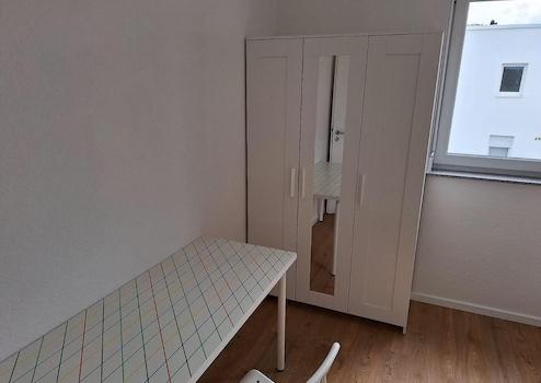 Property thumbnail 9