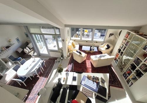 großzügiges Wohnen mit Moselblick