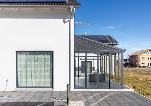 Neues und Nachhaltiges Einfamilienhaus mit geschmackvoller Ausstattung im Neubaugebiet.