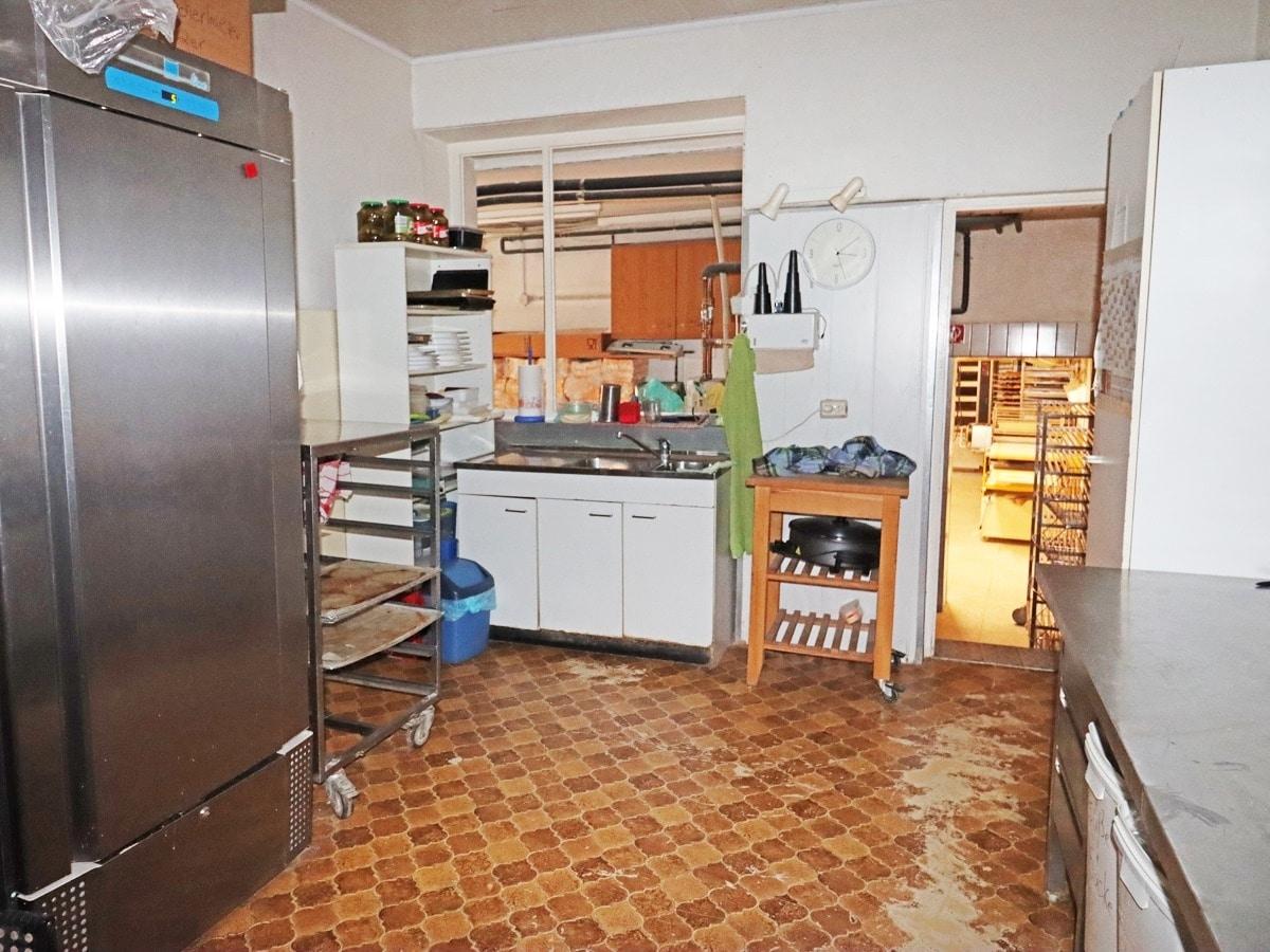 Küche zur Backstube