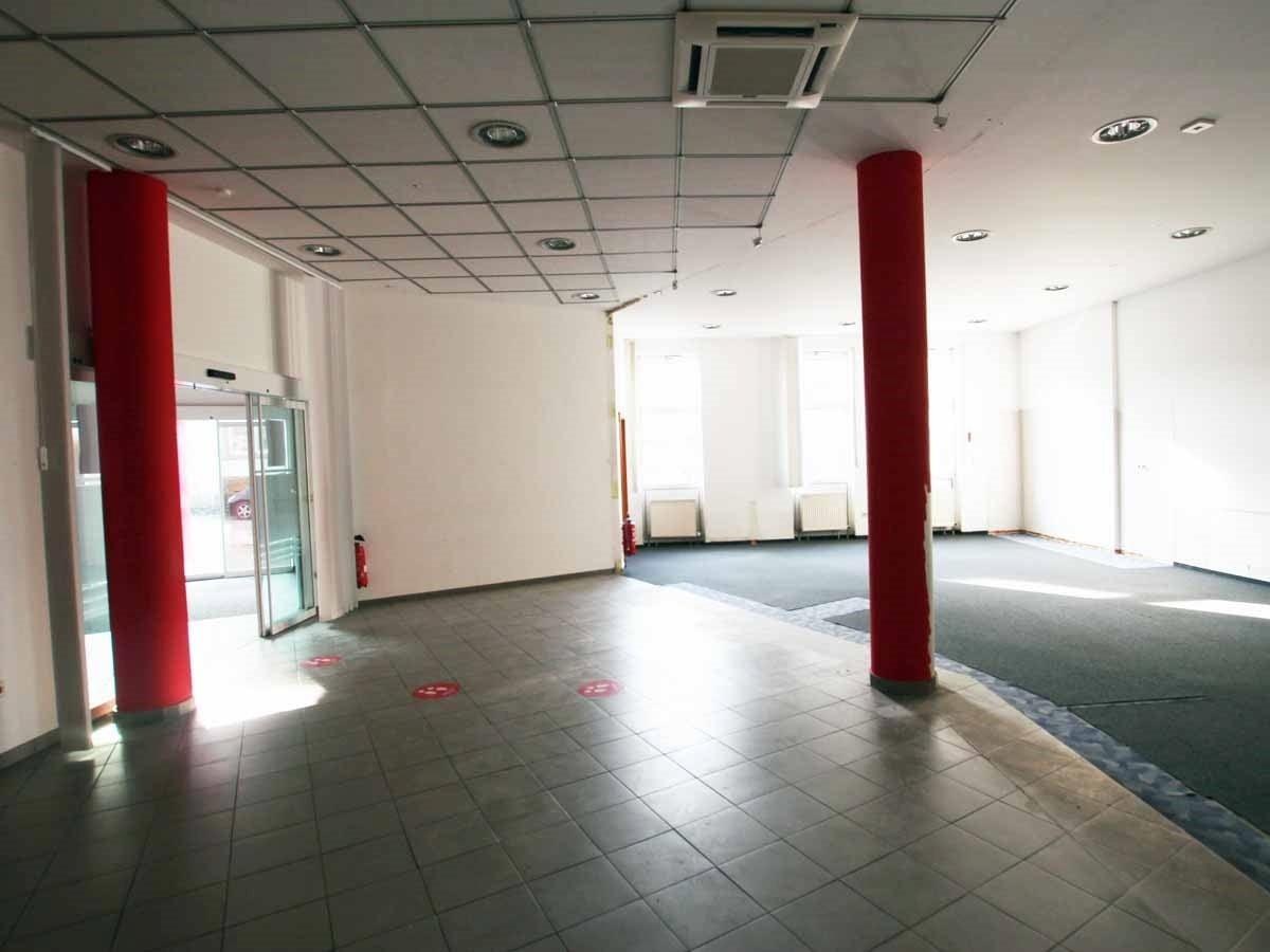 Gewerbeeinheit im EG