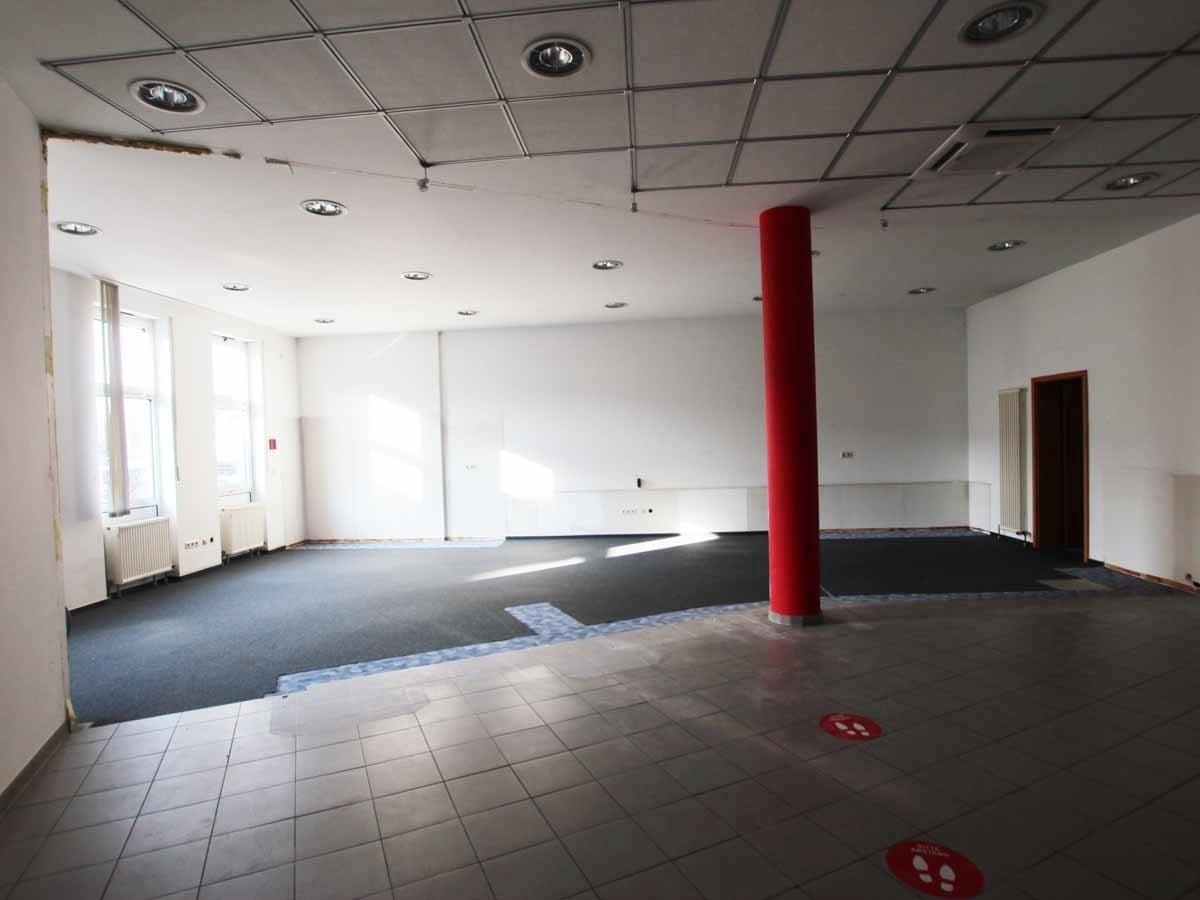 Gewerbeeinheit im EG