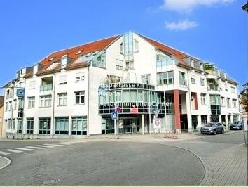 Außenansicht über Eck