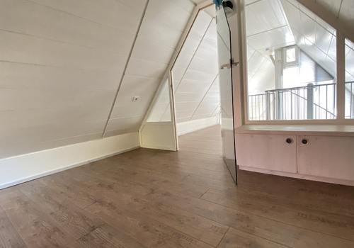 Abstellraum im Bühnenbereich