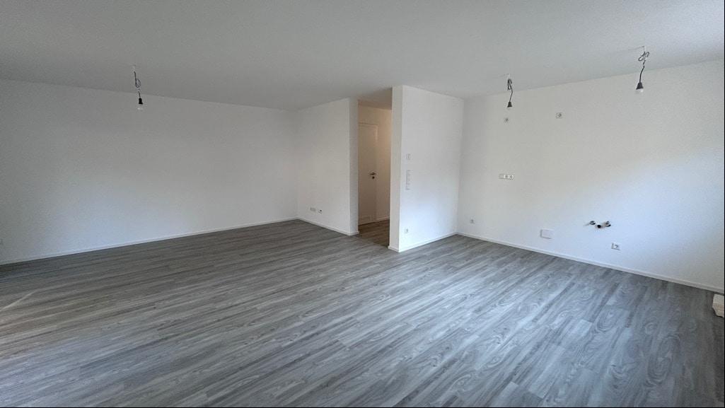 Wohnzimmer mit hochwertigem Vinylboden