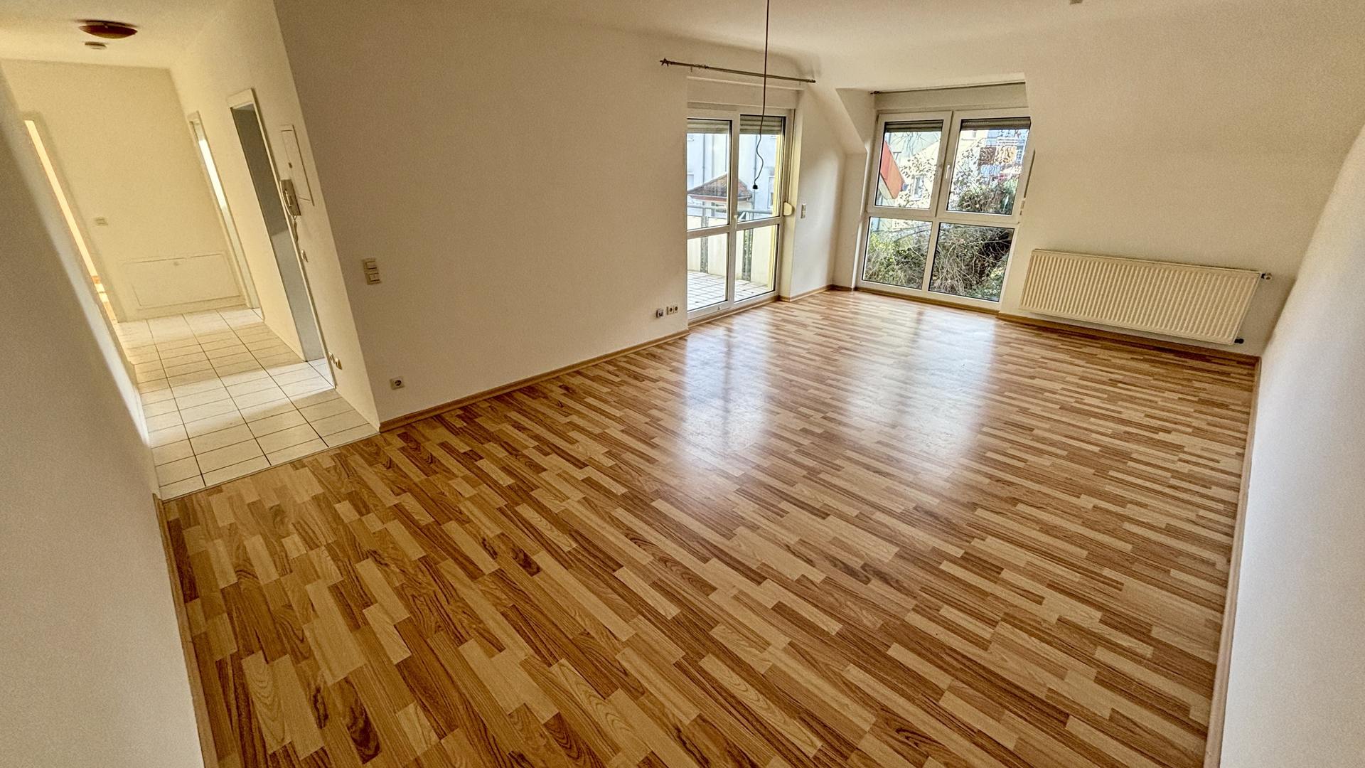 Wohnzimmer/Esszimmer