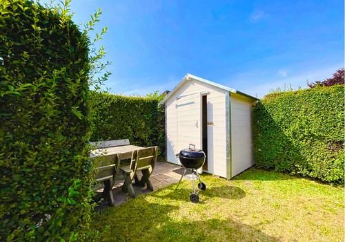 Grillplatz und Gartenhaus 