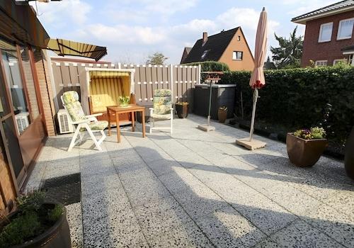 große Süd-Terrasse