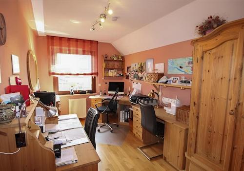 Arbeits-/Kinderzimmer 2