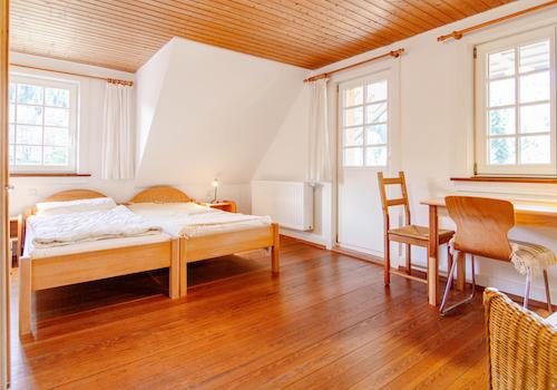 OG – Zimmer 4 – Schlafbereich (Ansicht 1)