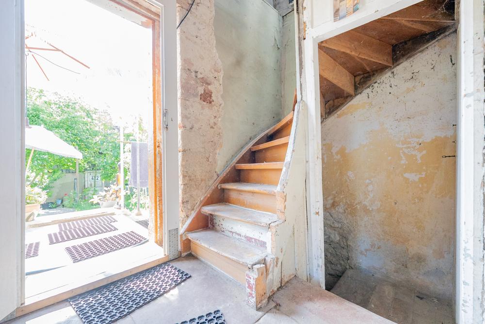 Treppe zum Untergeschossen
