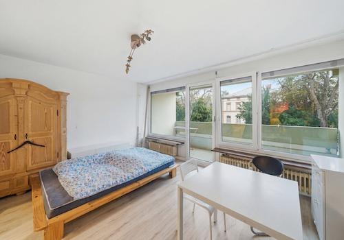 Wohn- und Schlafzimmer