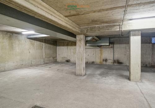 Tiefgaragenstellplatz