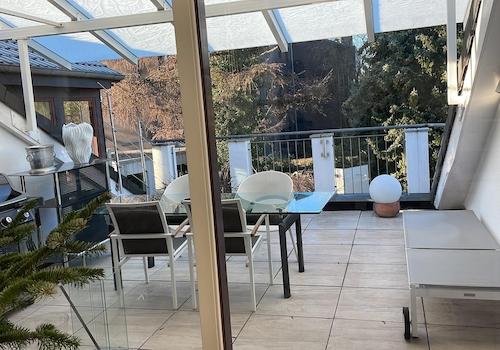 Dachterrasse mit Überdachung