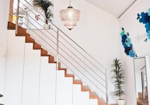 Kinderz. 2 (Aufgang zum DG)