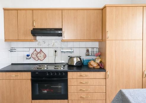 Property thumbnail 9