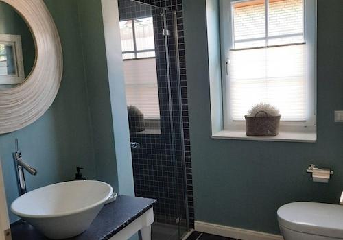 Gäste-Bad im Erdgeschoss