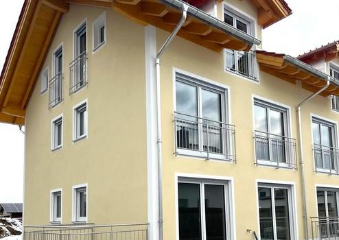 Neubau-Erstbezug, moderne Doppelhaushälfte mit 7 Zimmer