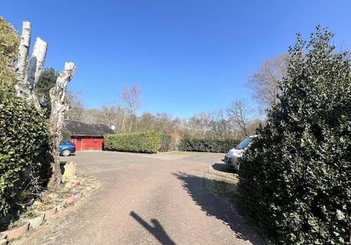 Zufahrt auf das Grundstück