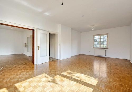 Wohn-/Esszimmer (EG)