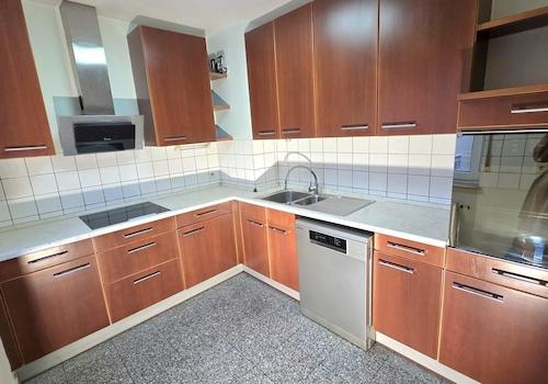 Einbauküche eingerichtet