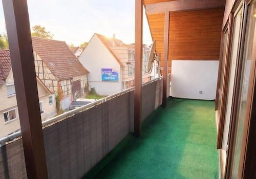 Südbalkon (7m Länge)