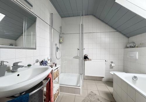 Badezimmer OG