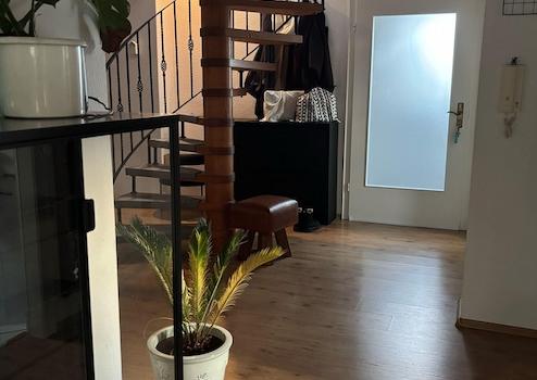 Property thumbnail 2