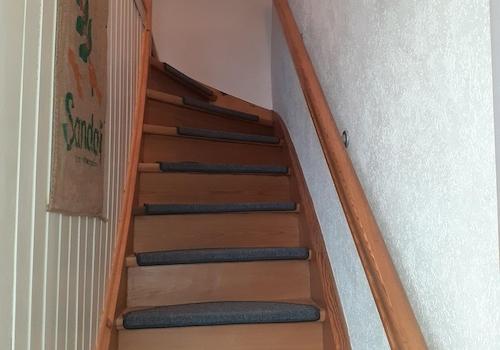 Treppe zum 1. OG