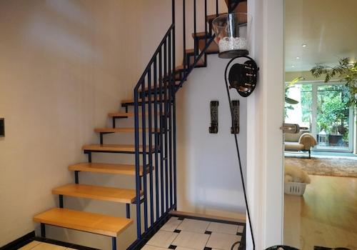 Flur mit Treppenanlage