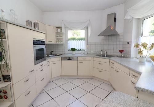 Bild 6 Küche Erdgeschoss