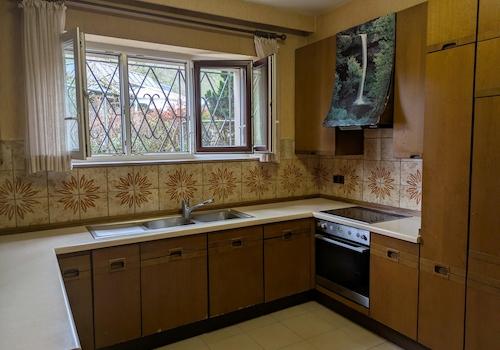 Küche mit Gartenaussicht (EG)