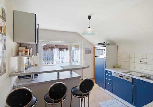 OG - Küche mit weiterem Essbereich