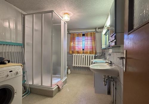 Badezimmer im Keller