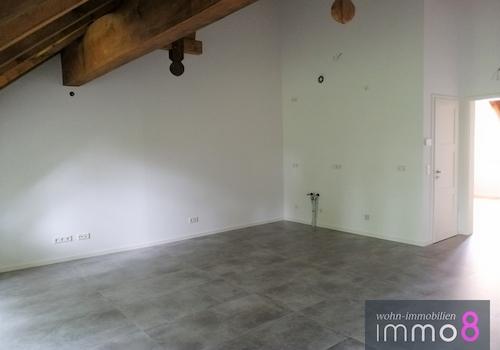 Geräumige offene Küche